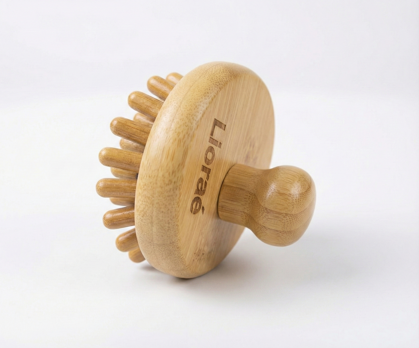 מעסה קרקפת במבוק - להמרצת זרימת הדם